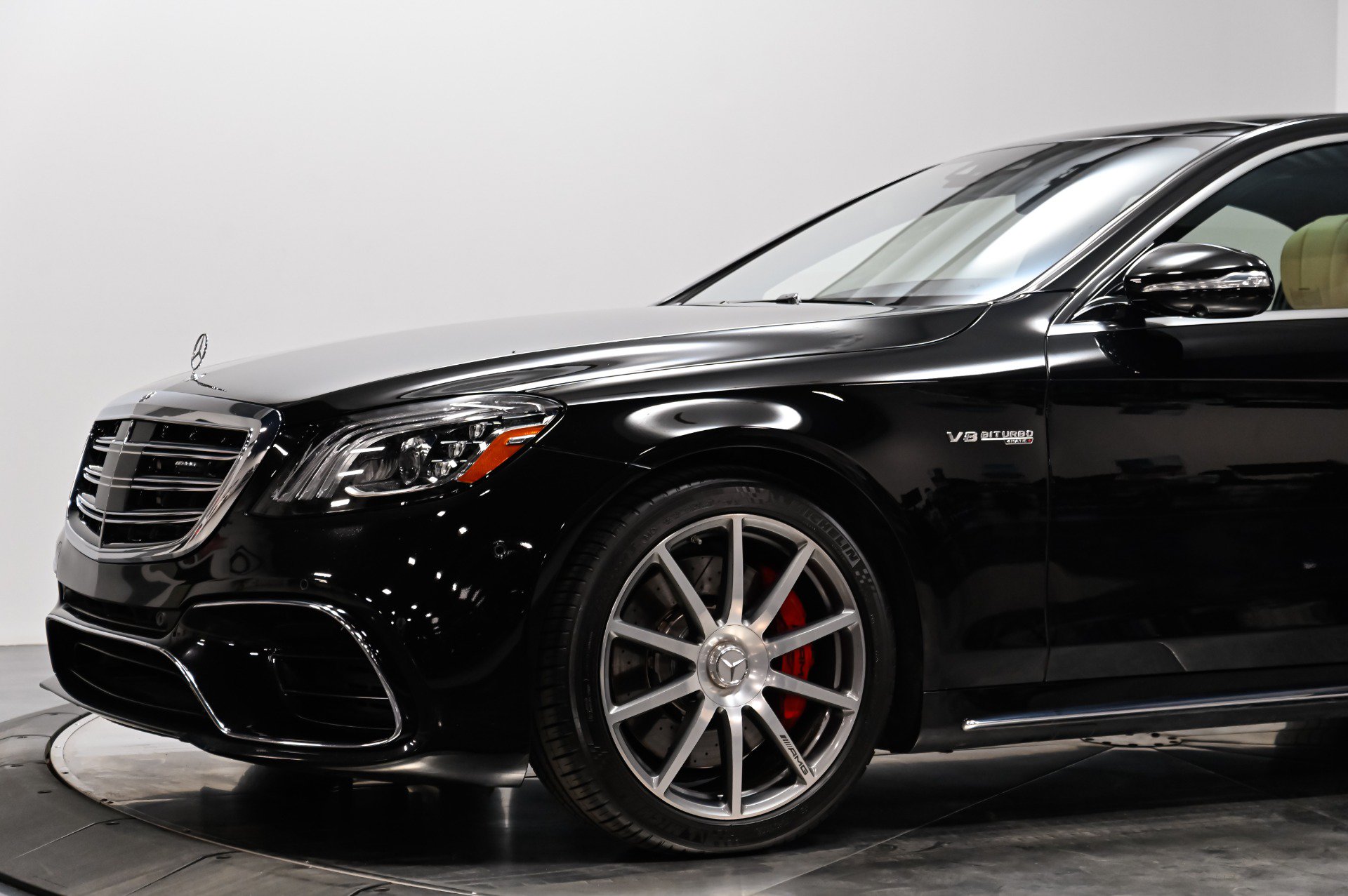 Used 2020 Mercedes-Benz S 63 AMG 4MATIC Sedan image 5