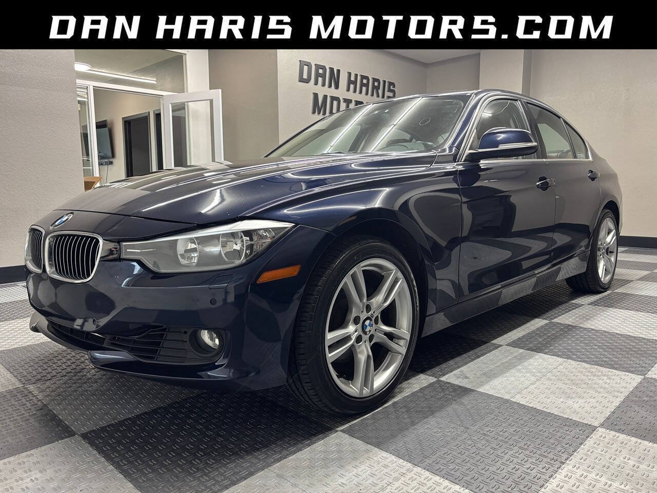 Used 2014 BMW 328i xDrive Sedan AWD/4WD image 1
