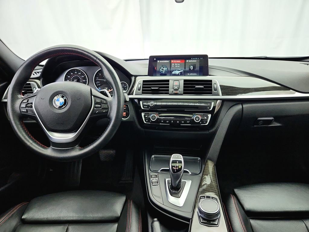 Used 2018 BMW 330i xDrive Sedan AWD/4WD image 16