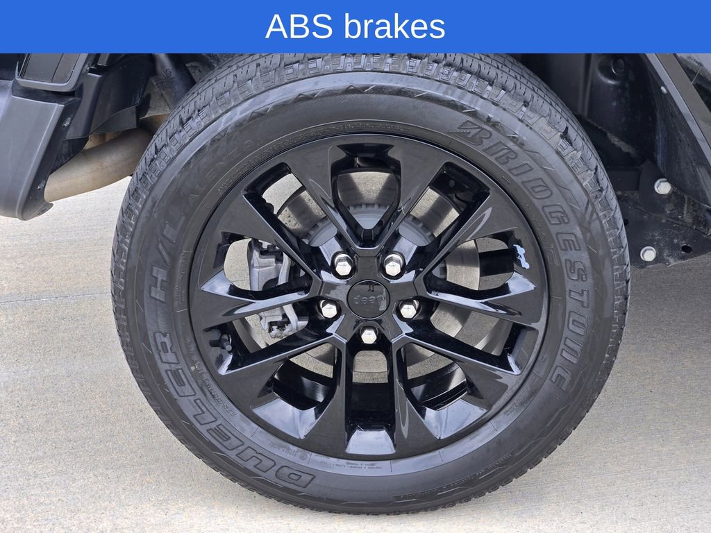Used 2021 Jeep Wrangler Unlimited Sahara AWD/4WD image 10