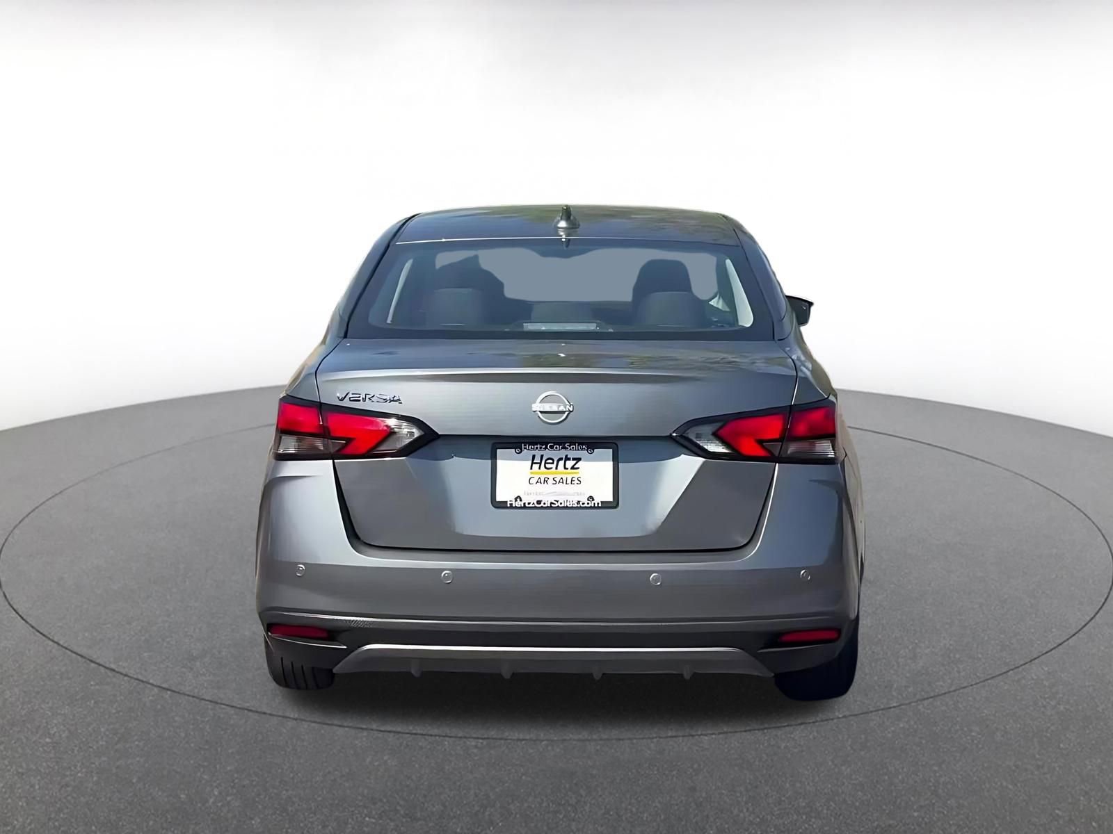 Used 2025 Nissan Versa SV image 12