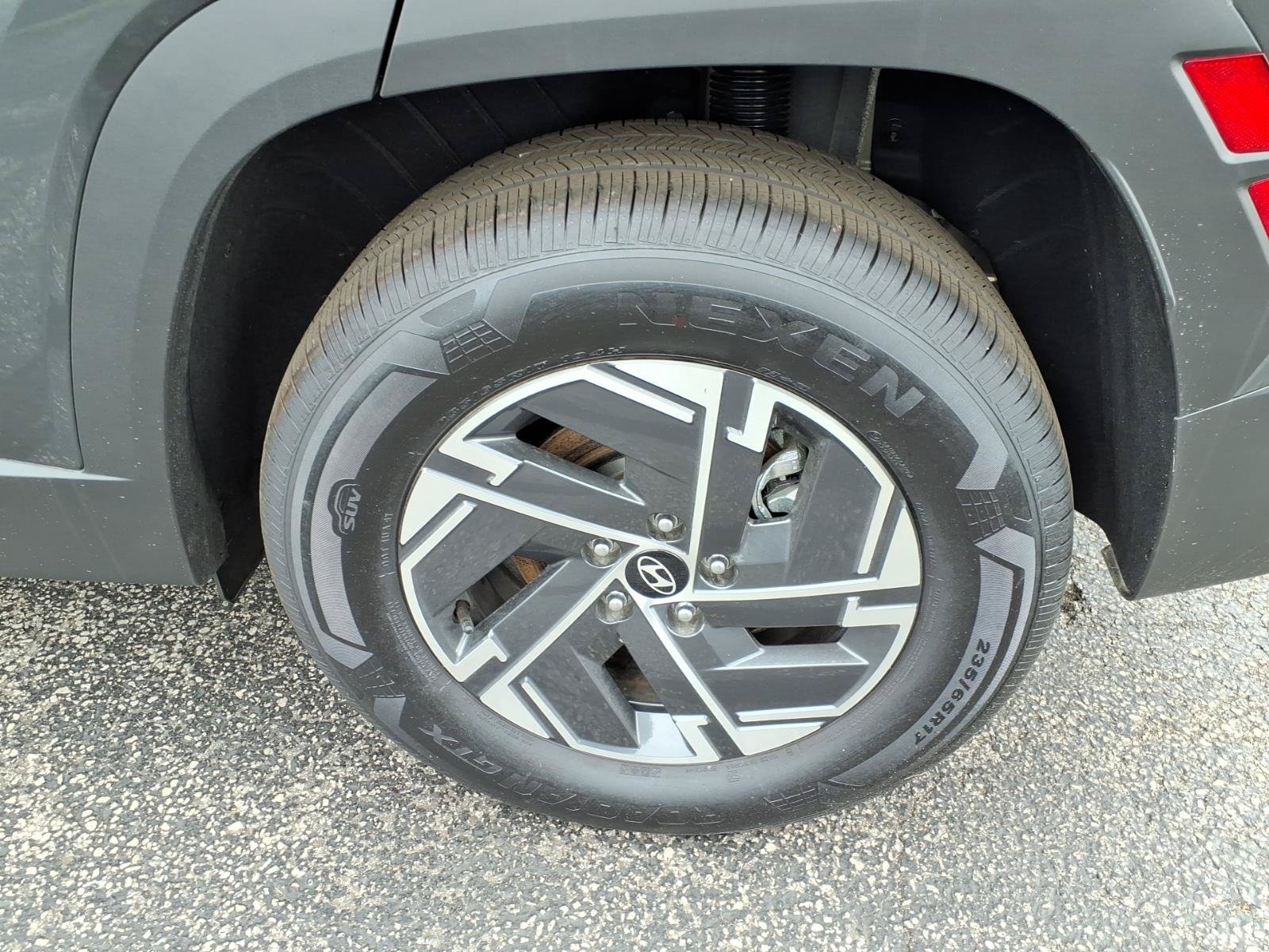 New 2026 Hyundai Tucson Blue SE AWD/4WD image 10