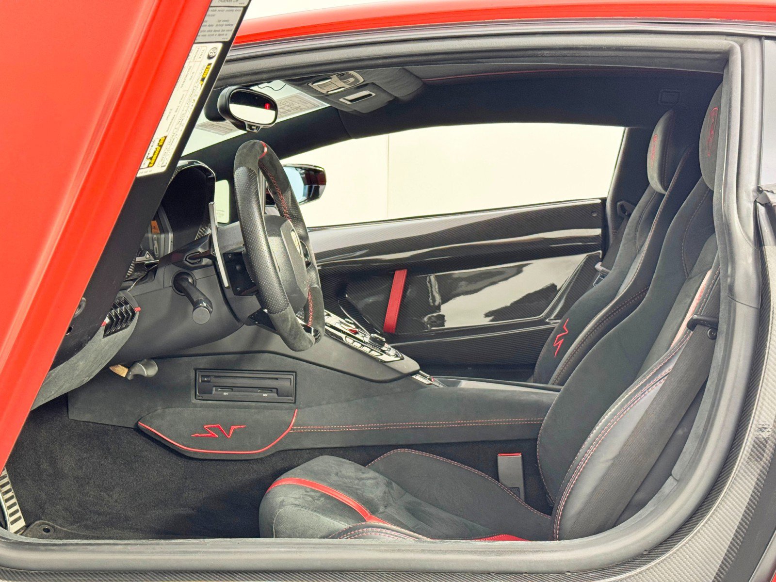 Used 2017 Lamborghini Aventador S image 22