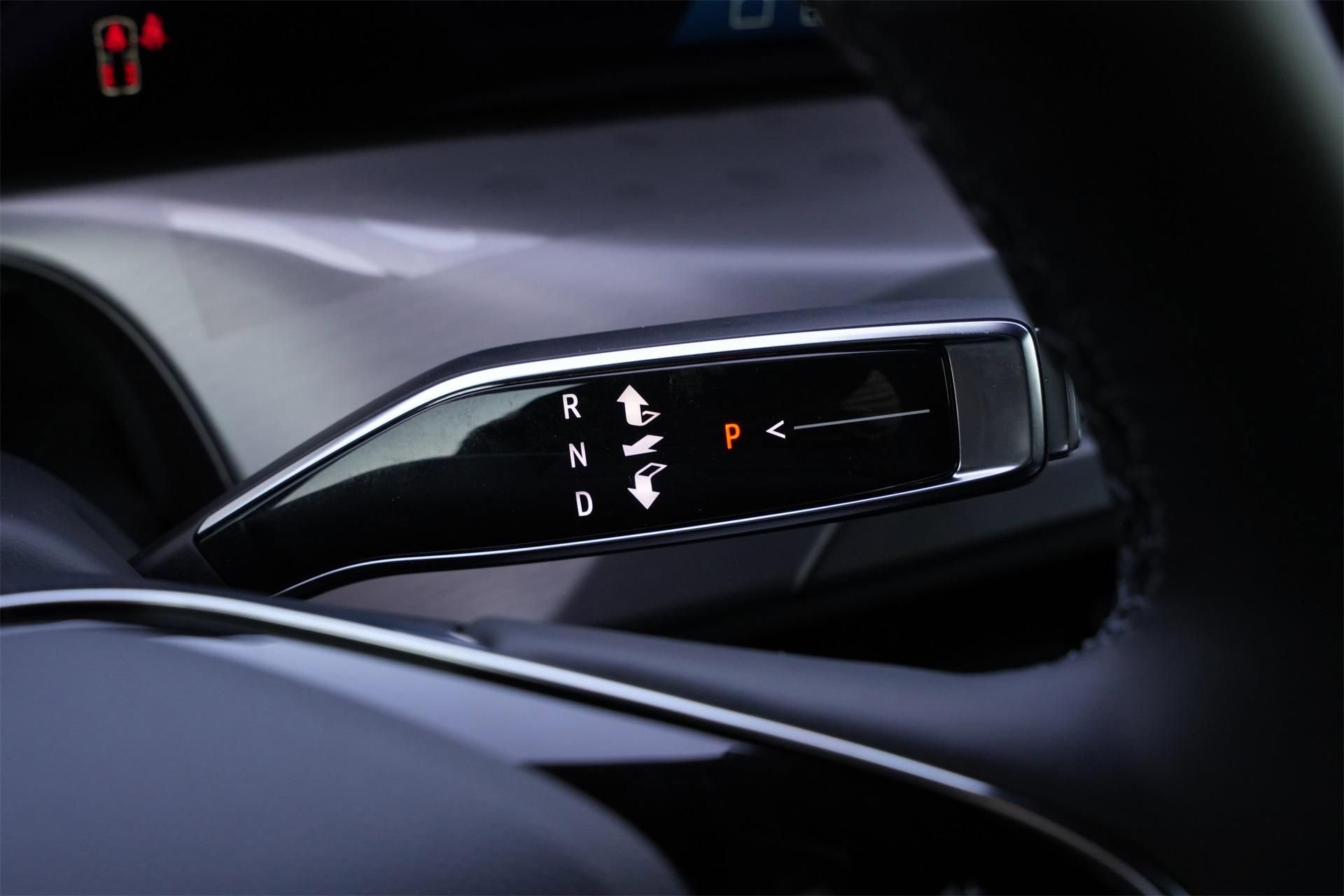 New 2026 Cadillac Vistiq Sport image 13