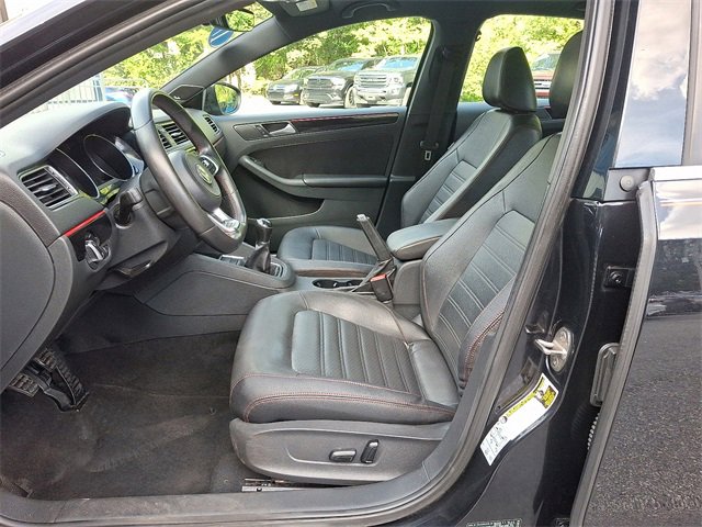 Used 2017 Volkswagen Jetta GLI image 15