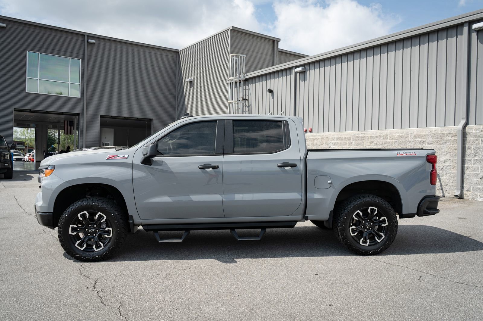 Used 2024 Chevrolet Silverado 1500 Custom Trail Boss image 5