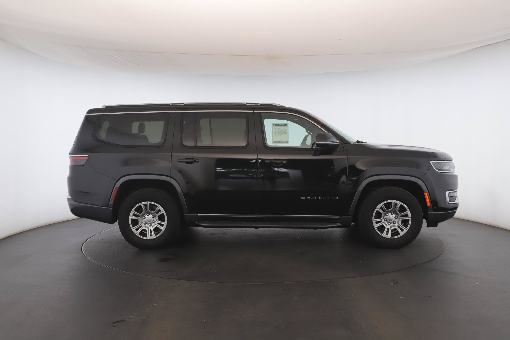 Used 2022 Jeep Wagoneer Series I AWD/4WD image 23