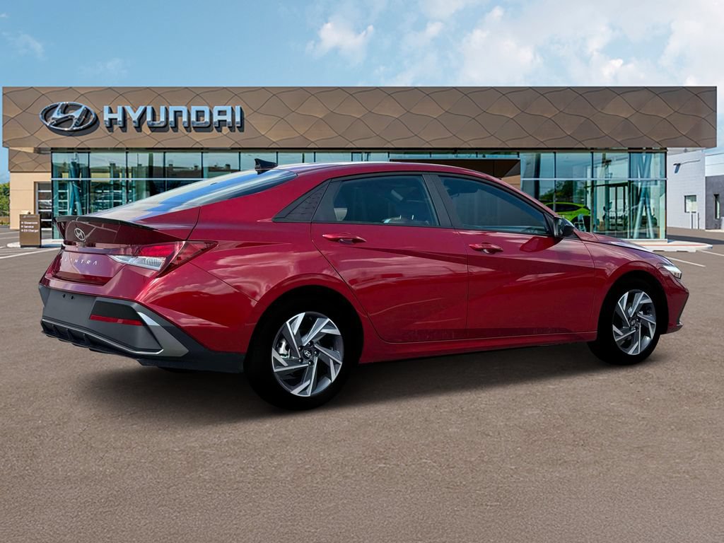 New 2025 Hyundai Elantra Sport FWD image 8
