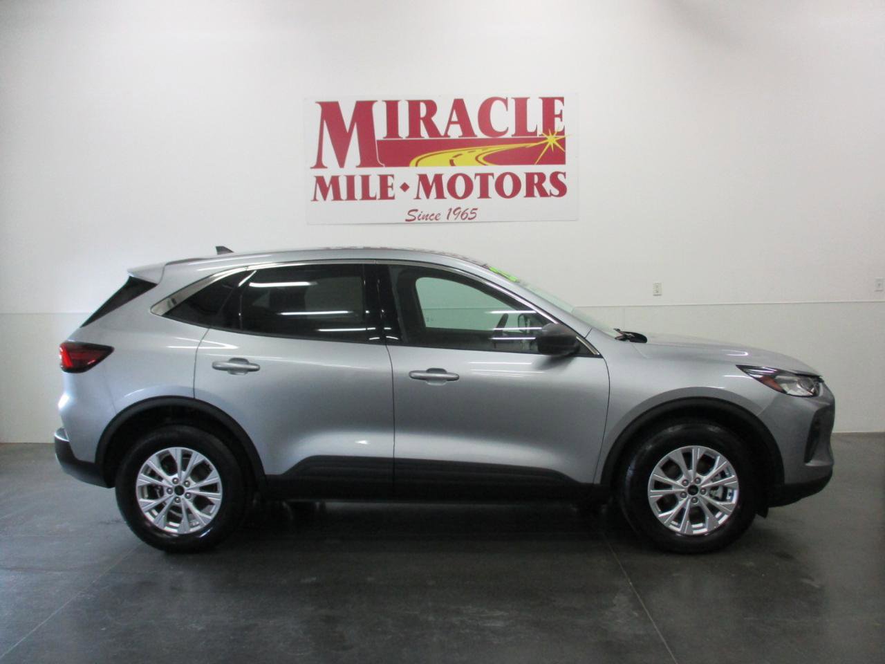 Used 2023 Ford Escape Active image 6