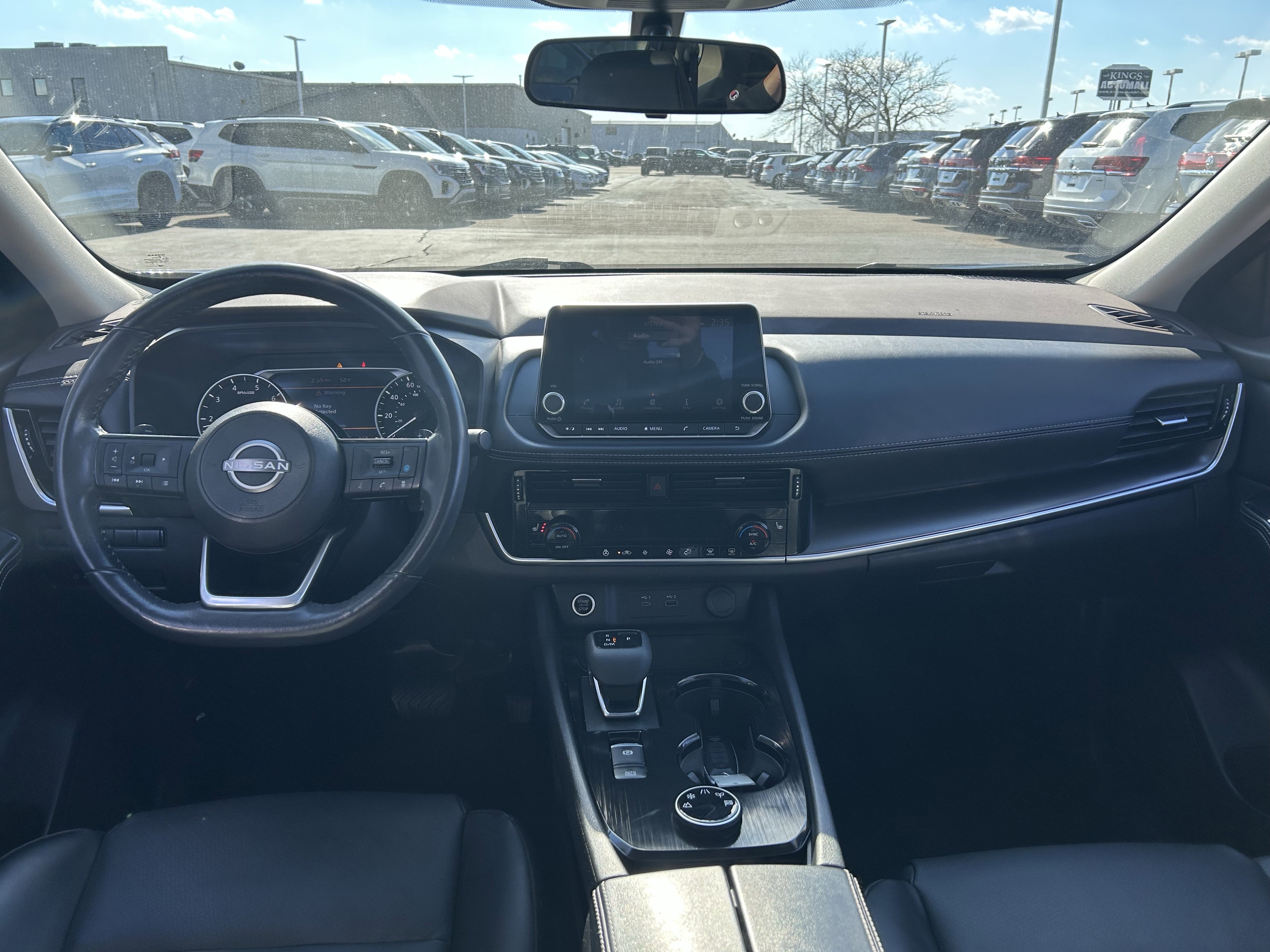 Used 2023 Nissan Rogue SV w/ SV Premium Package AWD/4WD image 9