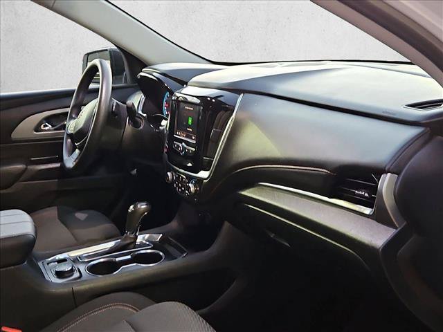 Used 2020 Chevrolet Traverse LS FWD image 18