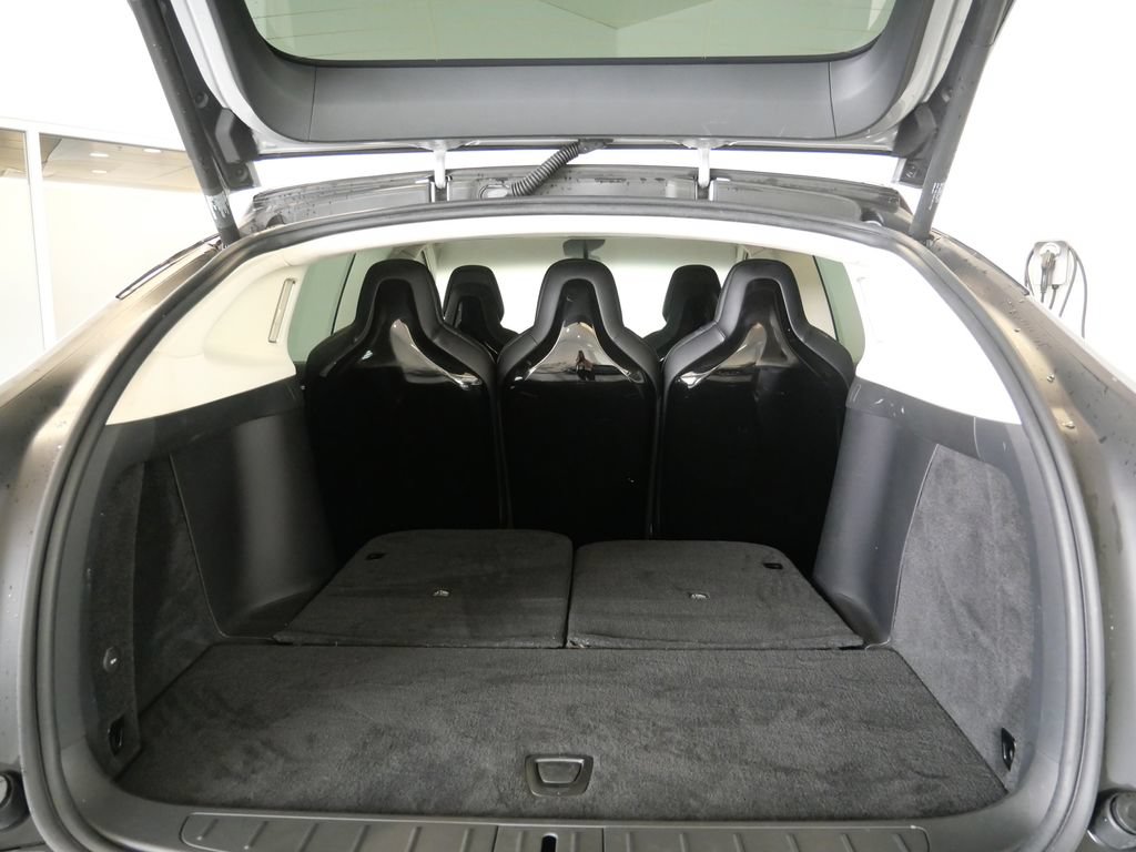 Used 2016 Tesla Model X 75D AWD/4WD image 25