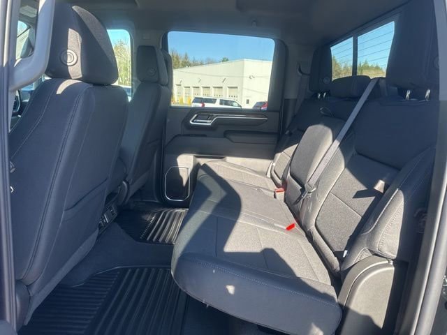 New 2026 GMC Sierra 2500 SLE w/ Preferred Package AWD/4WD image 29