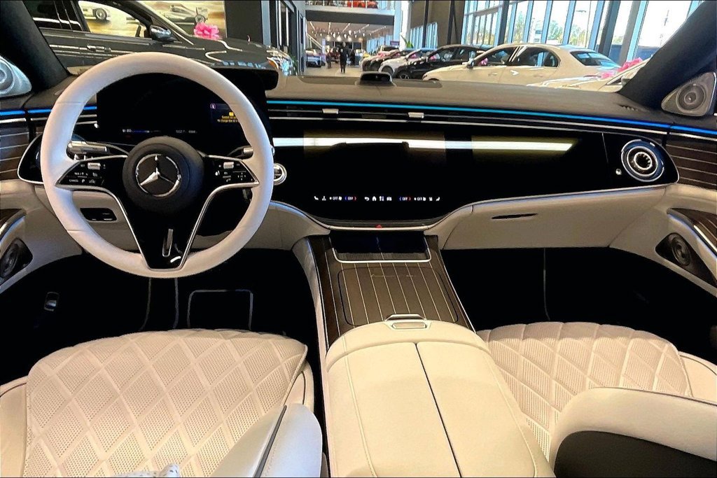 New 2027 Mercedes-Benz S 580 4MATIC Sedan image 4