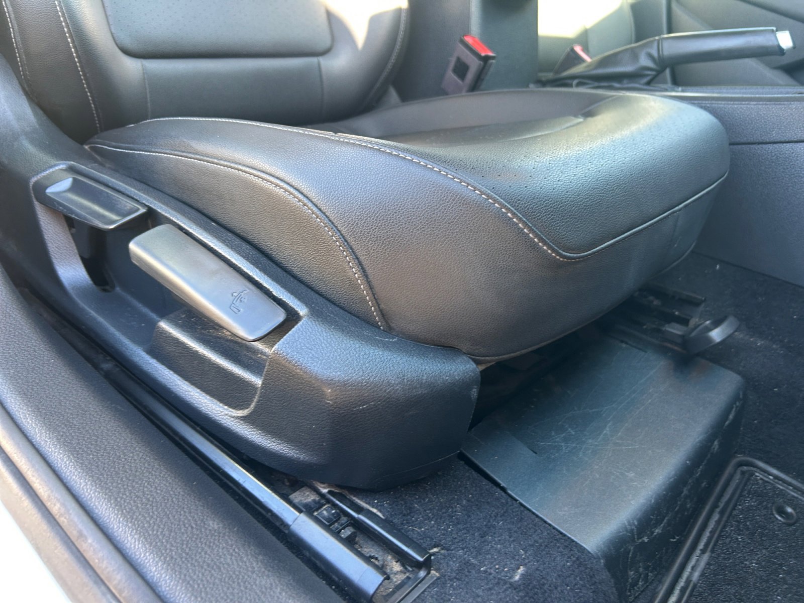 Used 2020 Volkswagen Passat 2.0T SE image 33