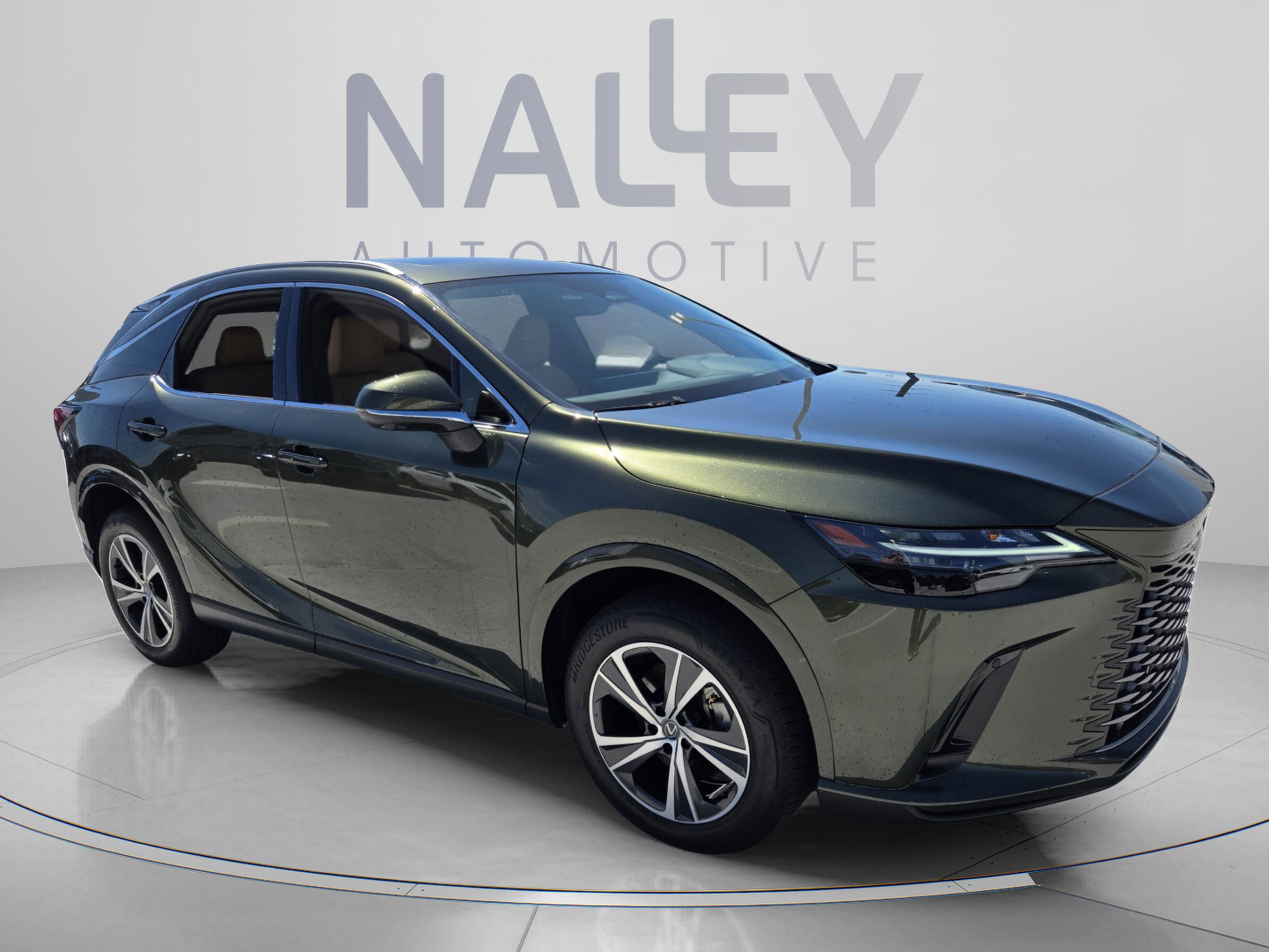 Used 2025 Lexus RX 350 Premium w/ Accessory Package (Z1) FWD image 6