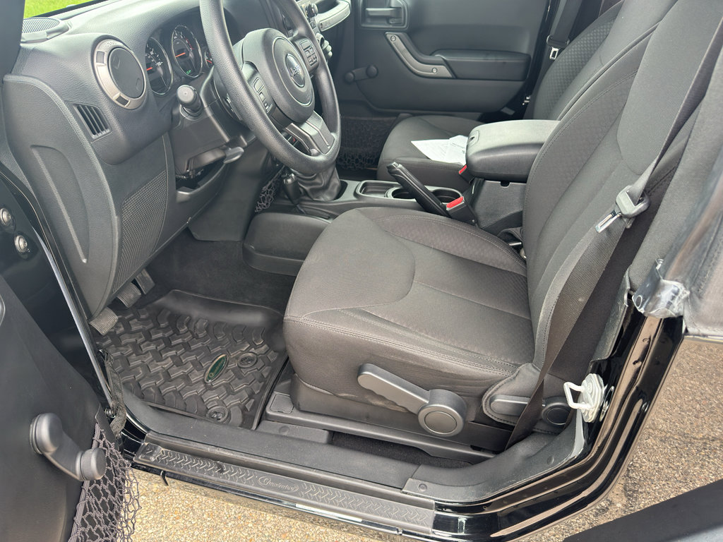 Used 2017 Jeep Wrangler Sport AWD/4WD image 16