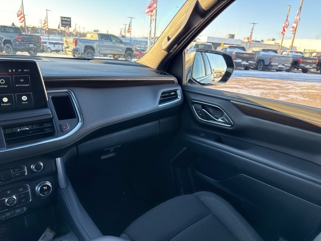 Used 2024 GMC Yukon SLE AWD/4WD image 43