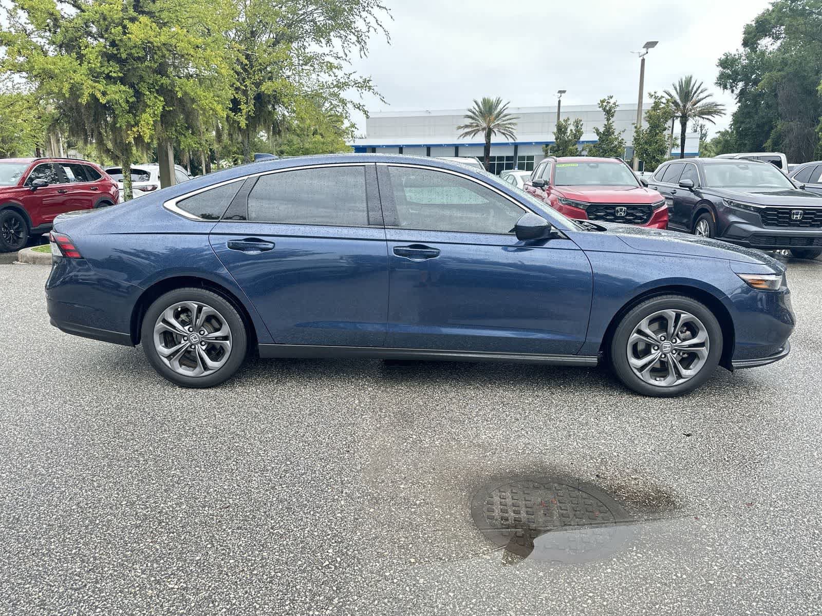 Used 2023 Honda Accord EX image 15
