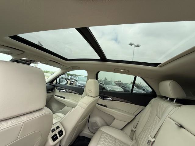 Used 2023 Buick Envision Avenir AWD/4WD image 28