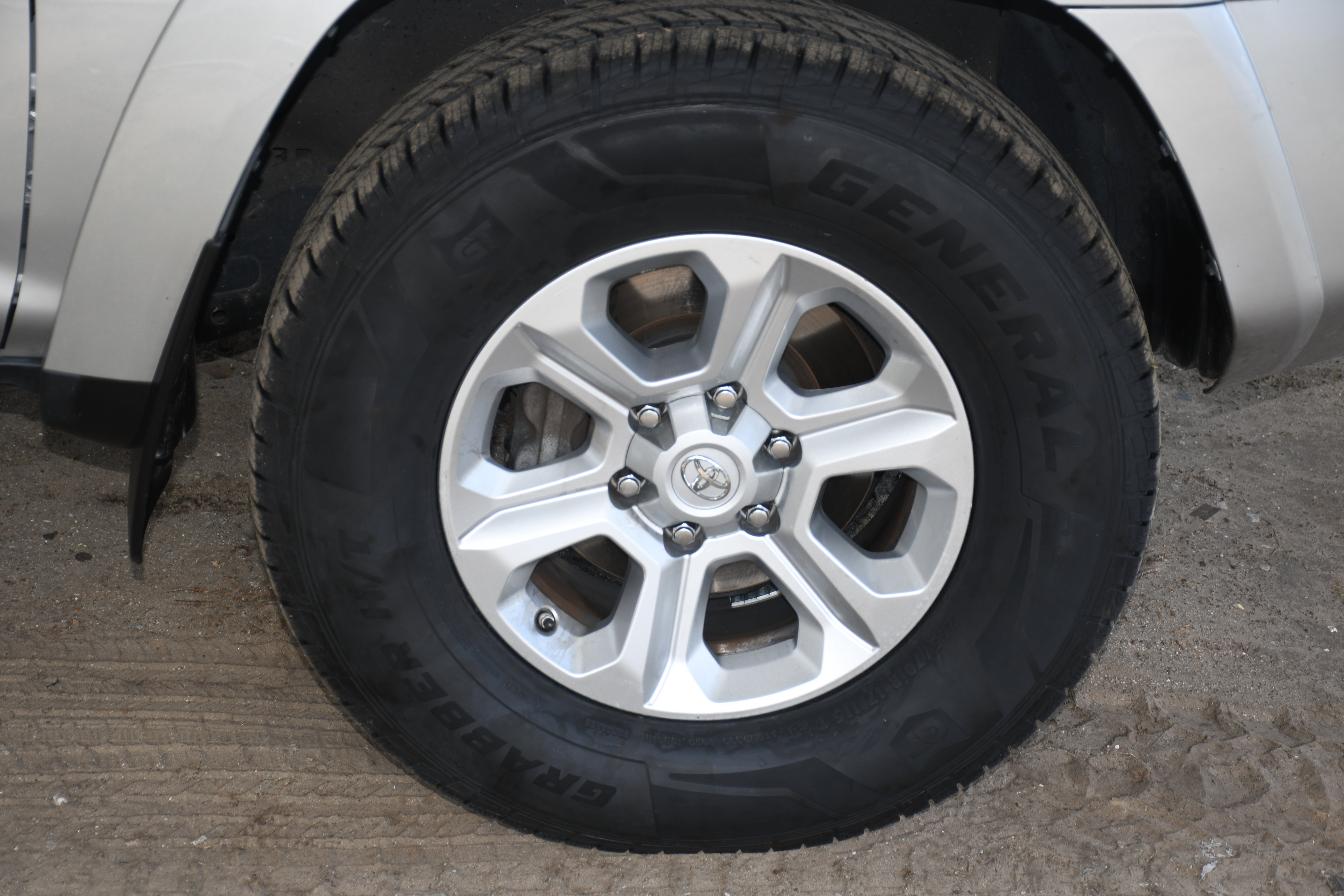 Used 2021 Toyota 4Runner SR5 image 20