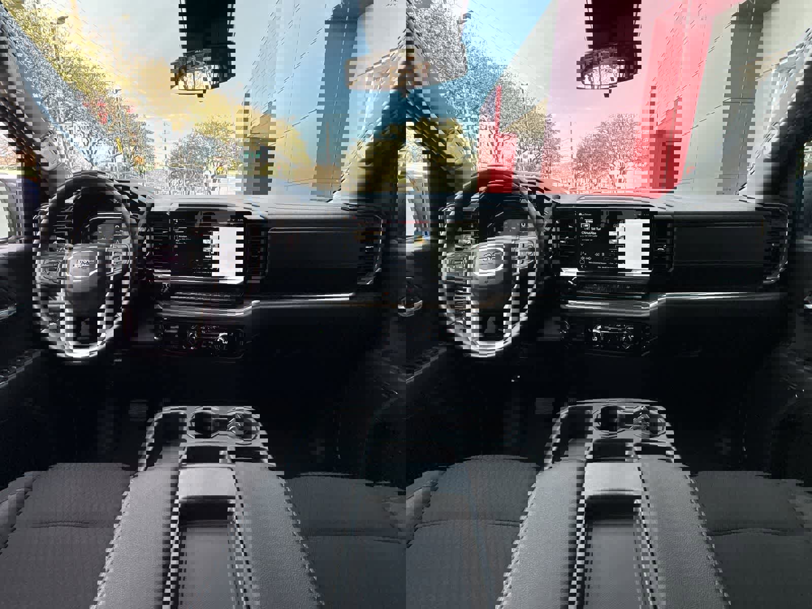 Used 2025 GMC Sierra 1500 Elevation image 17