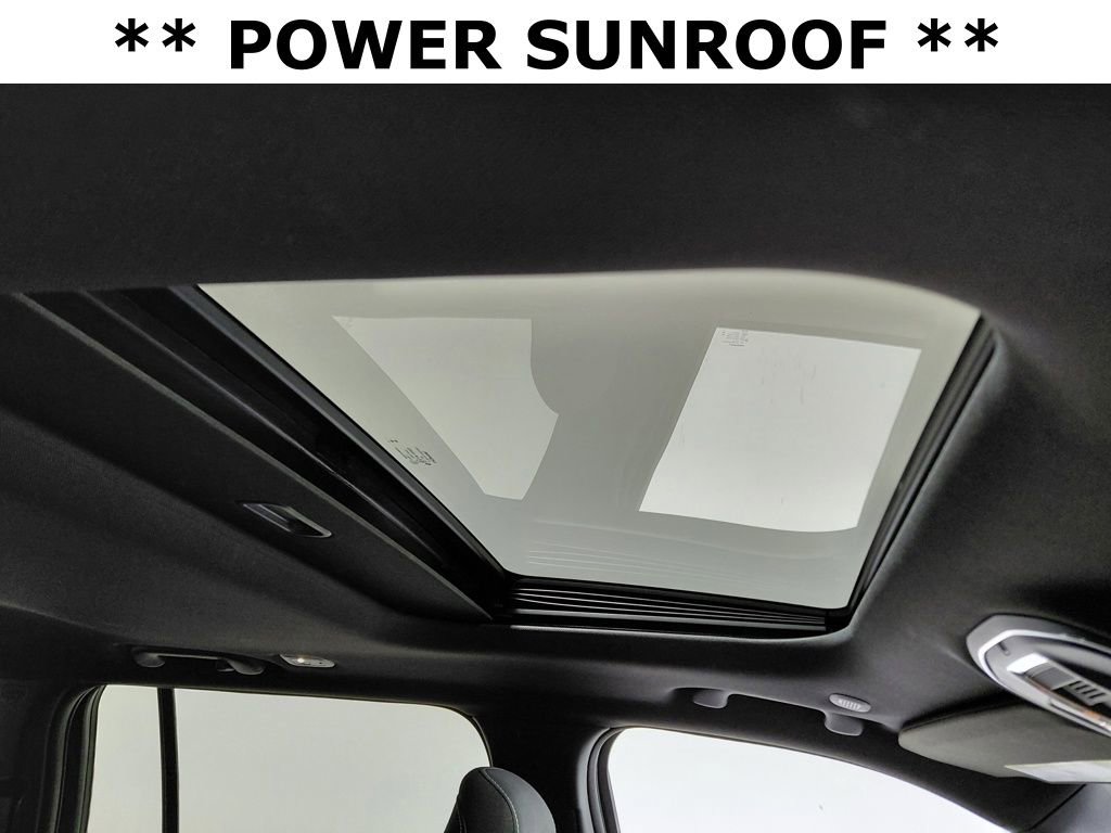 Certified 2025 Jeep Grand Cherokee Laredo X image 11