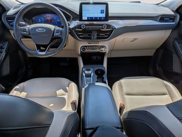Used 2021 Ford Escape Titanium image 32