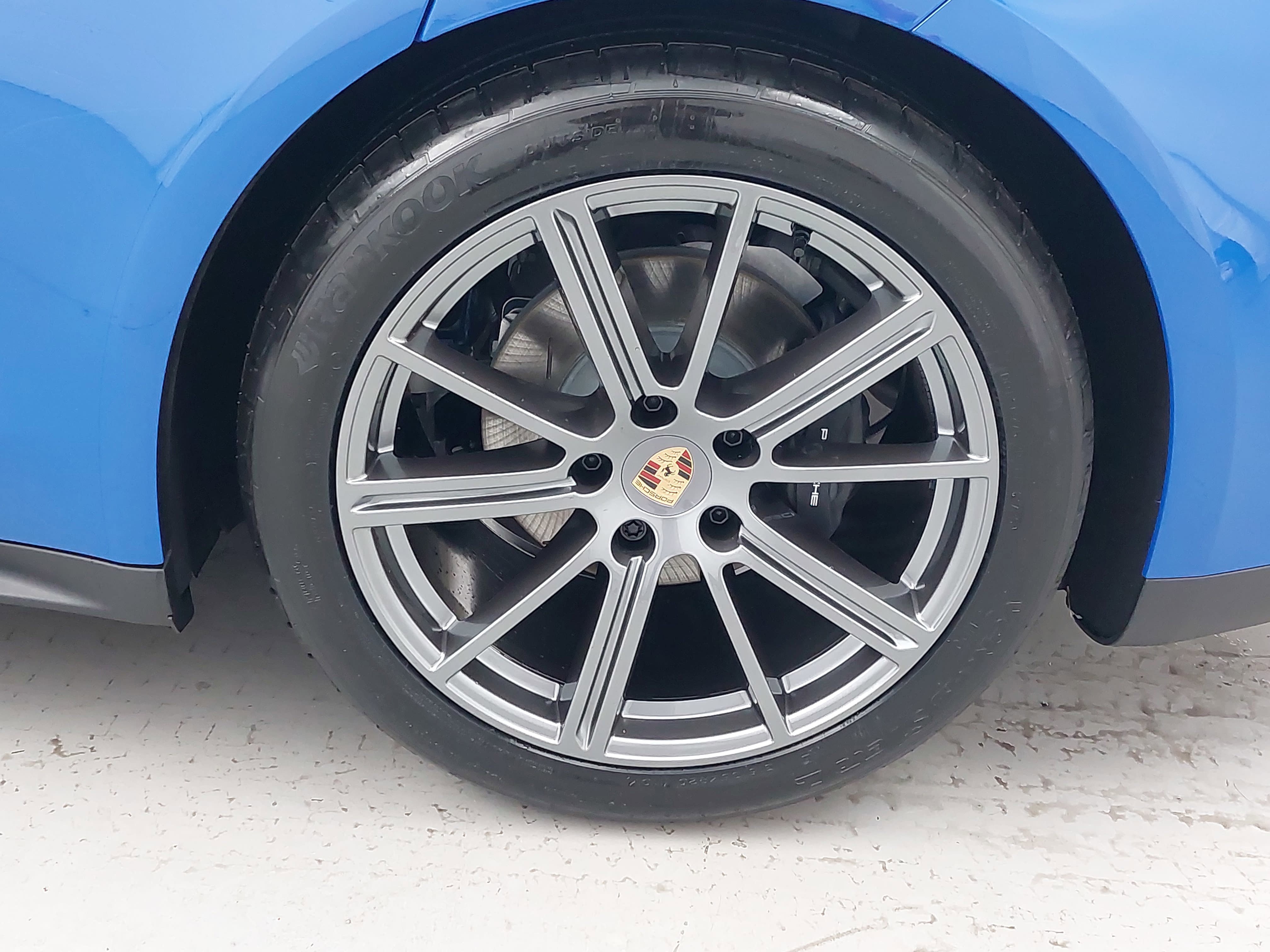 New 2026 Porsche Panamera RWD image 36