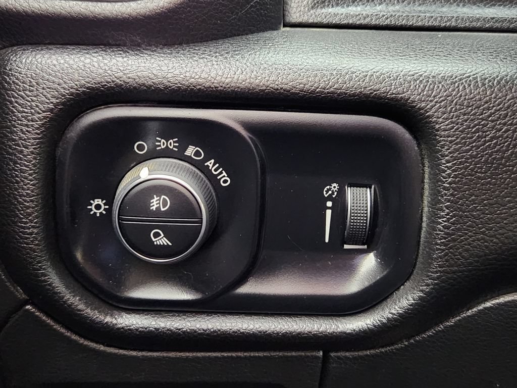 Used 2023 RAM 1500 Big Horn AWD/4WD image 27