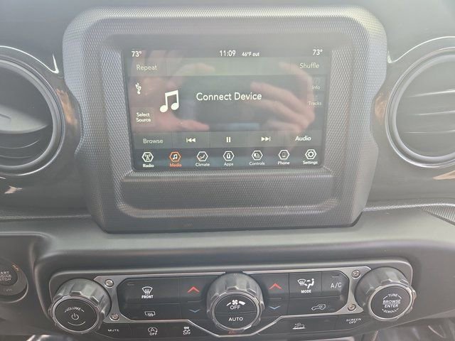 Used 2022 Jeep Wrangler Unlimited Sport image 23