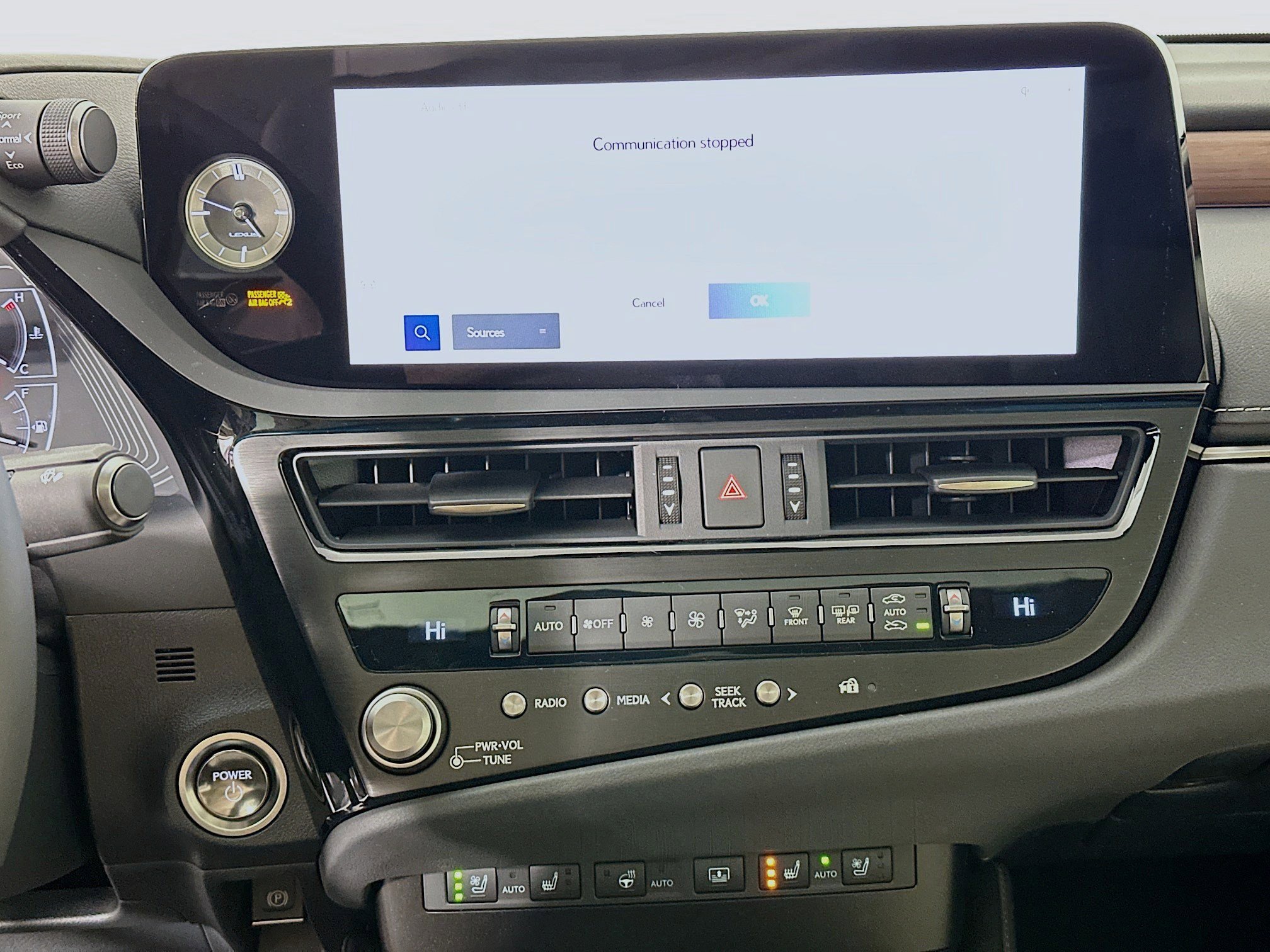 New 2025 Lexus ES 300h w/ Luxury Package image 15