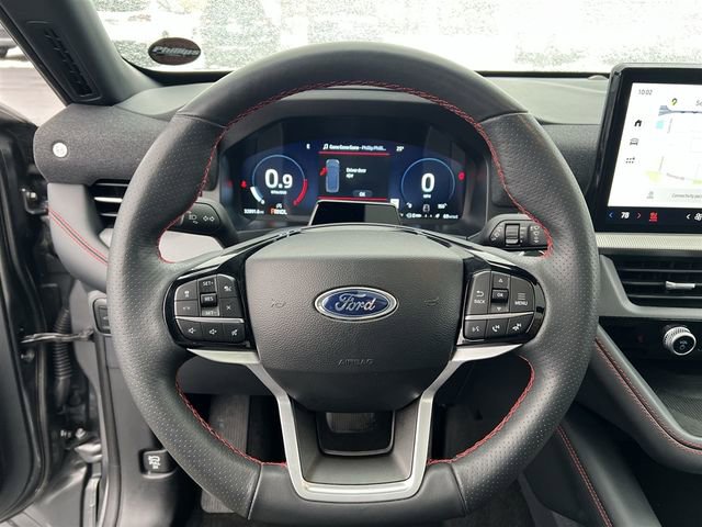 Used 2025 Ford Explorer ST-Line image 15