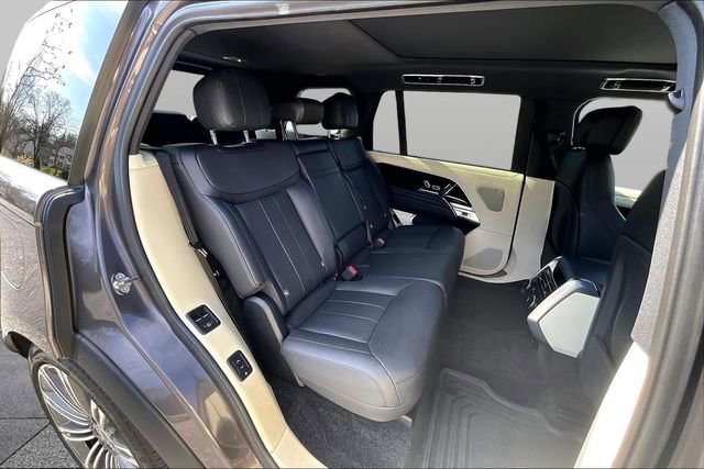 Used 2024 Land Rover Range Rover Long Wheelbase SE AWD/4WD image 28