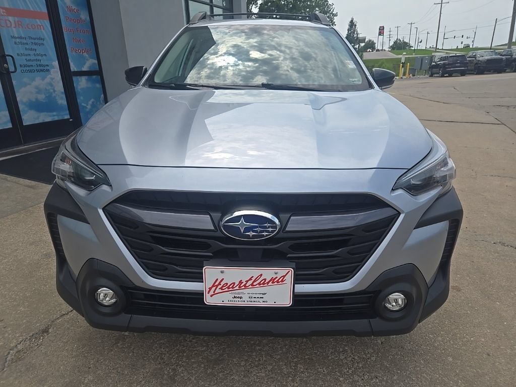 Used 2023 Subaru Outback Premium AWD/4WD image 19