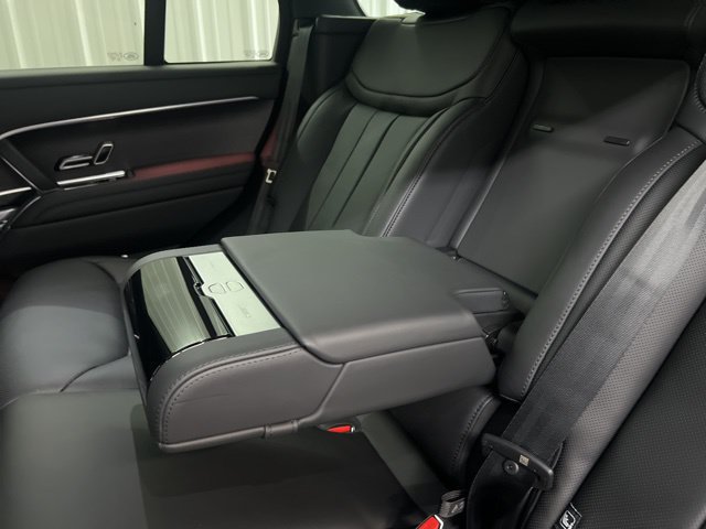 Certified 2025 Land Rover Range Rover SE AWD/4WD image 14