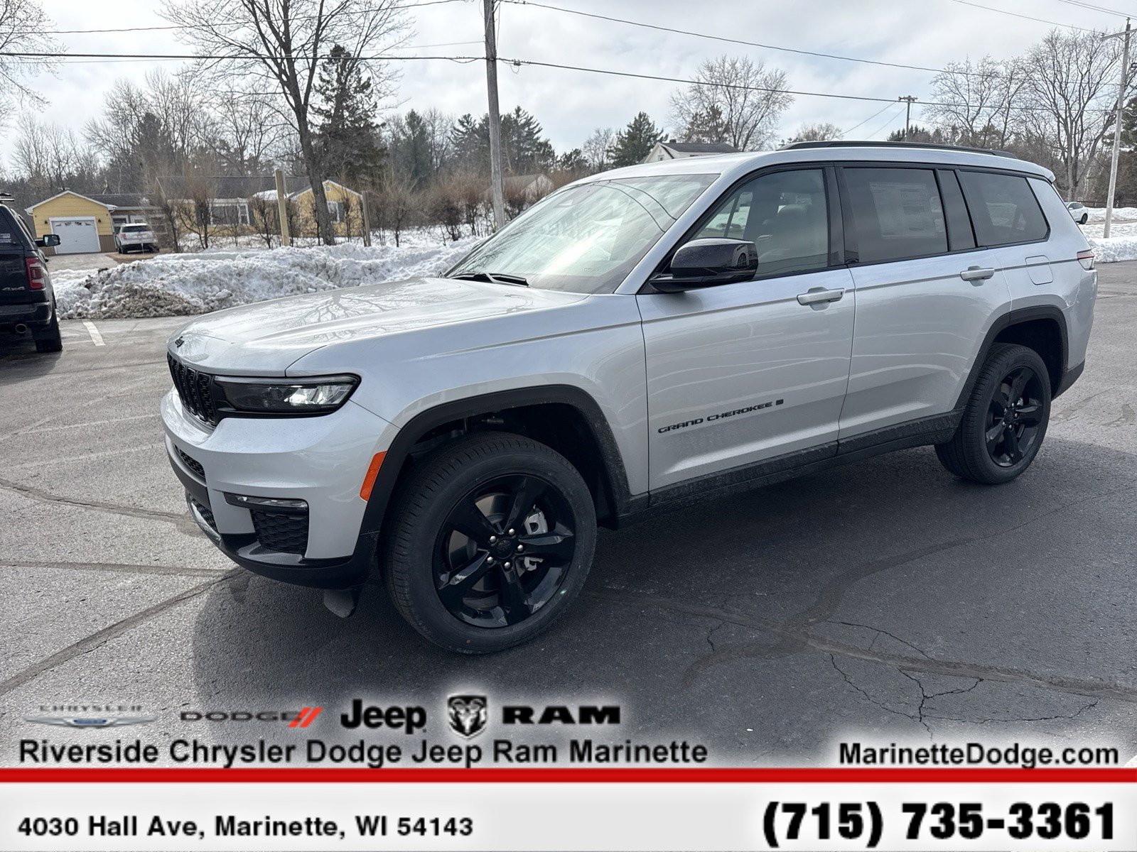 New 2025 Jeep Grand Cherokee L Limited w/ Black Appearance Package image 4