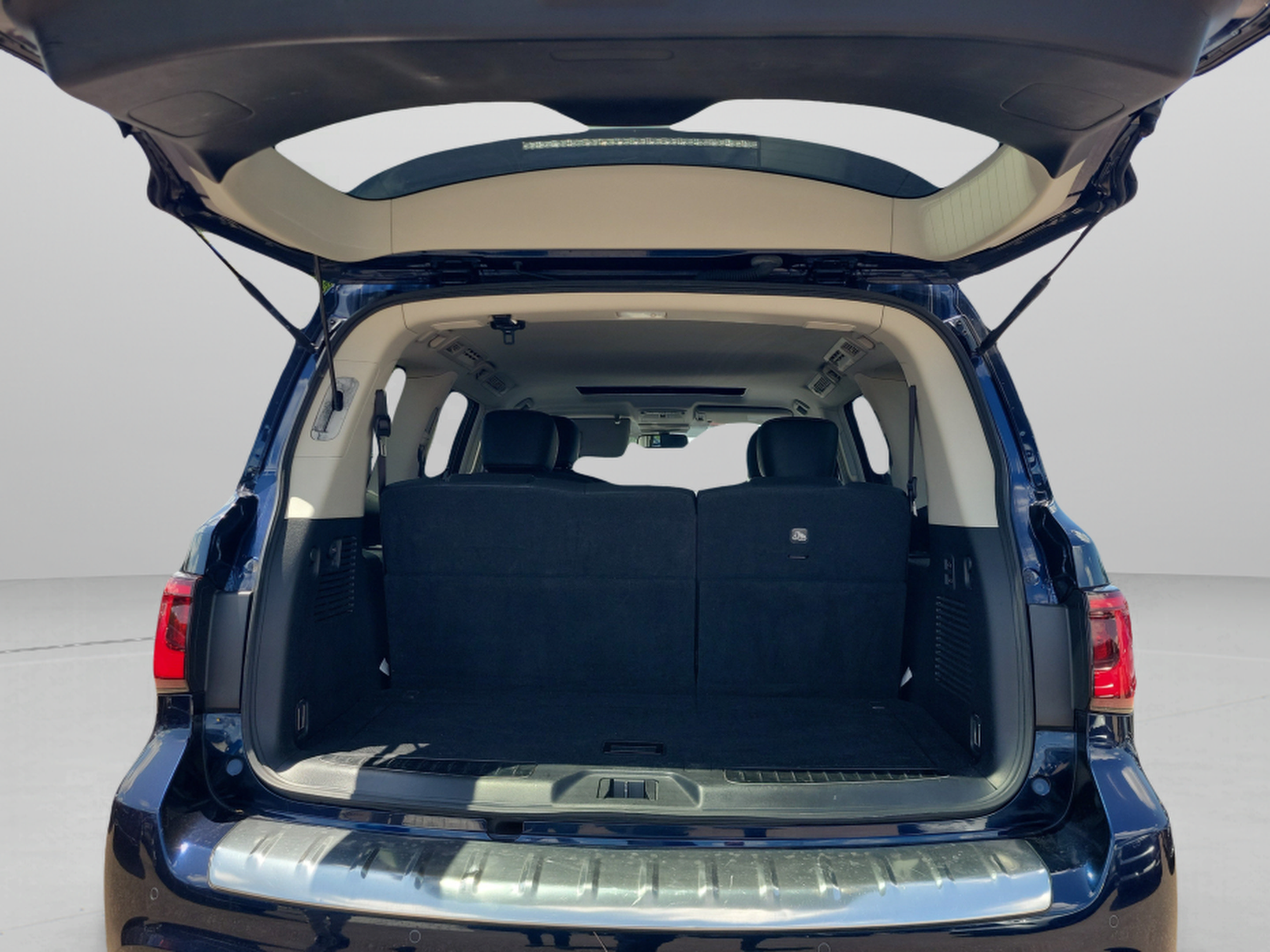 Used 2019 INFINITI QX80 Luxe RWD image 26
