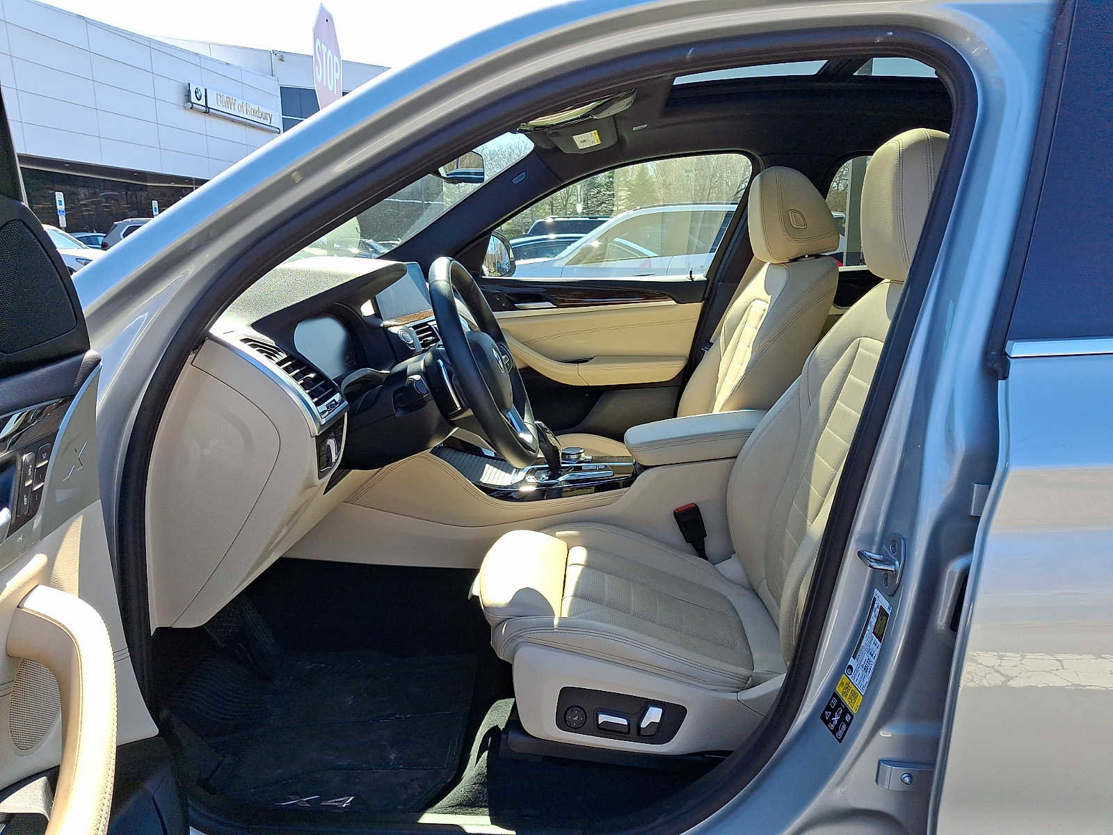 Used 2021 BMW X4 xDrive30i w/ Premium Package AWD/4WD image 14