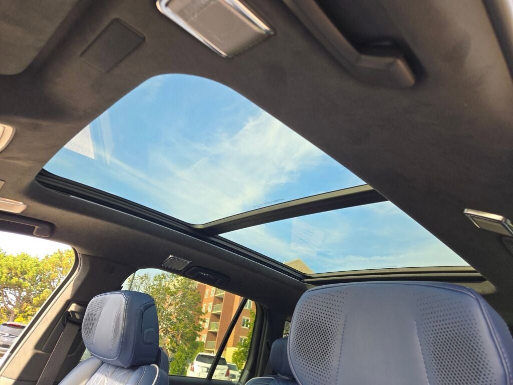 New 2026 Cadillac Vistiq Premium Luxury w/ LPO, Floor Liner Package image 26