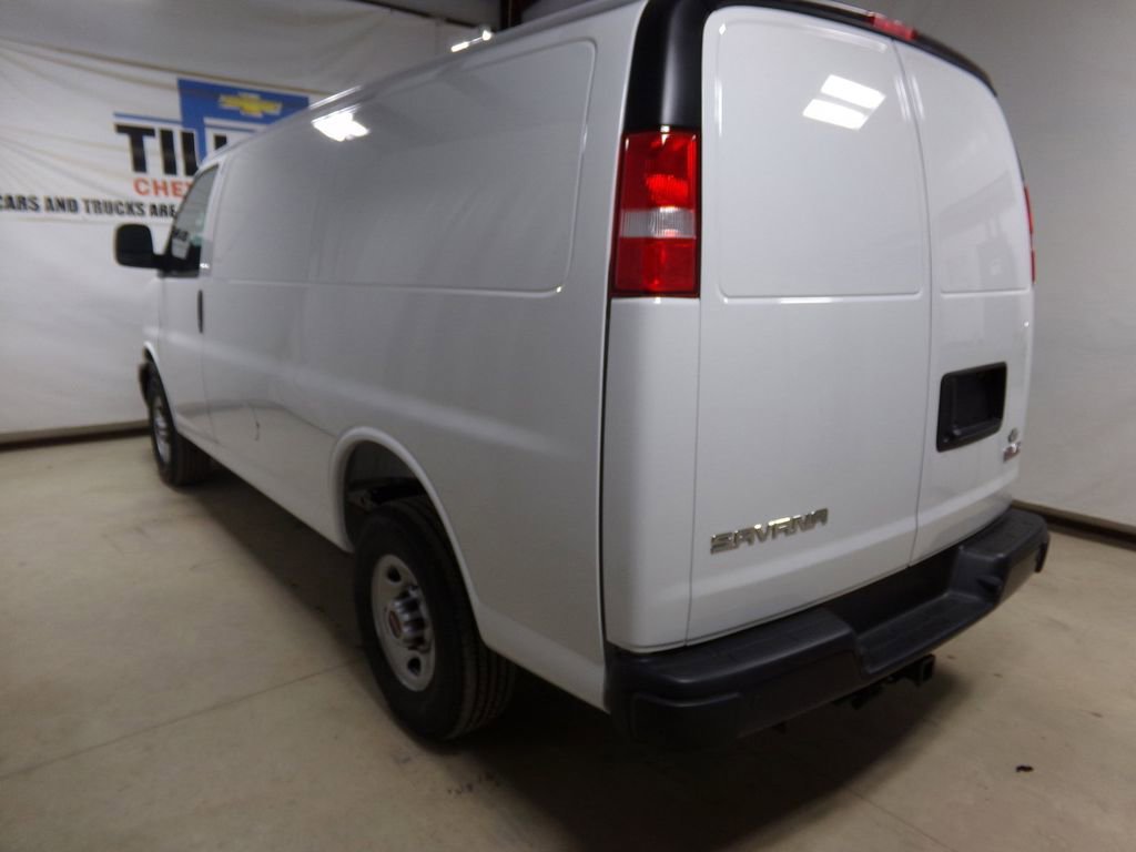 New 2025 GMC Savana 2500 w/ Driver Convenience Package image 4