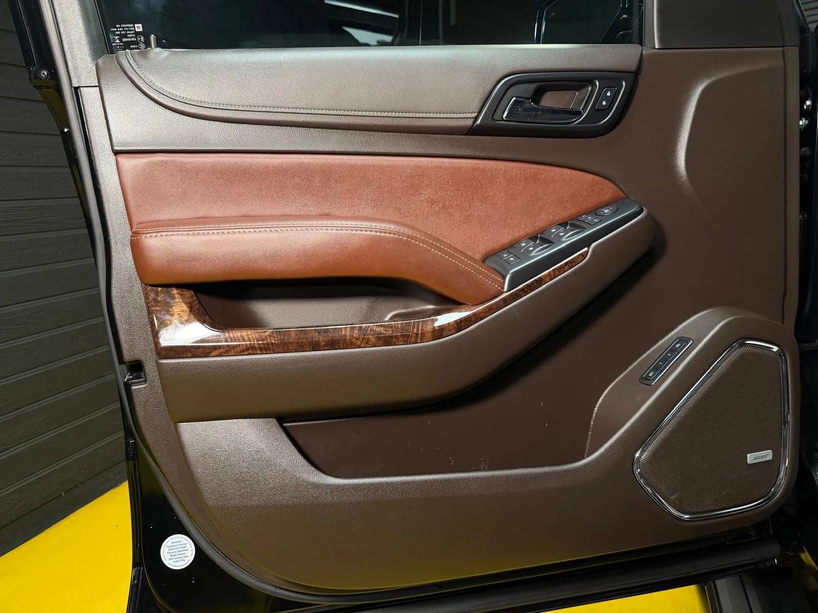 Used 2016 Chevrolet Tahoe LTZ AWD/4WD image 32