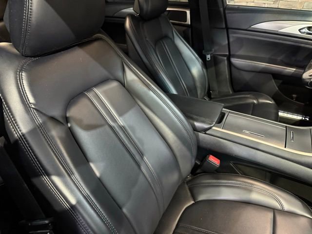 Used 2018 Lincoln MKZ Premiere image 2