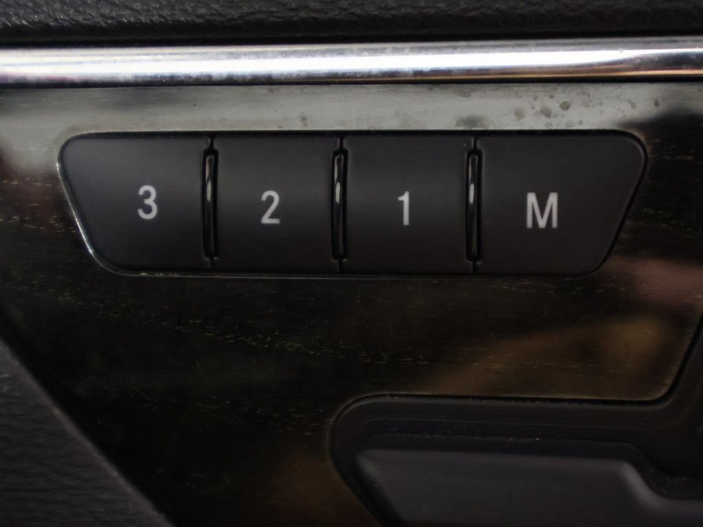 Used 2012 Mercedes-Benz E 350 4MATIC Coupe image 37