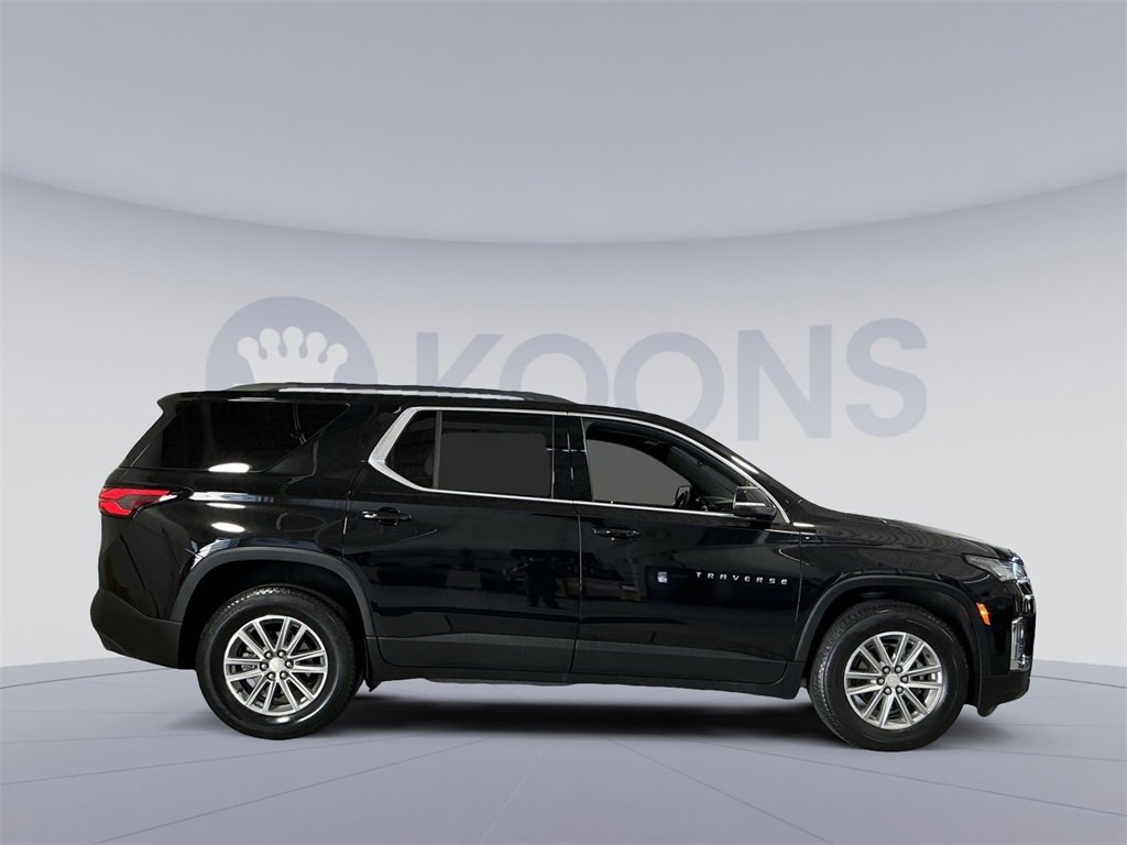 Used 2023 Chevrolet Traverse LT w/ LPO, Roadside Safety Package image 17
