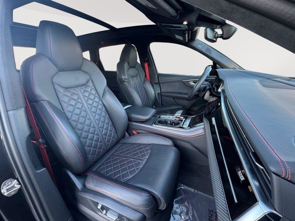 Certified 2025 Audi SQ7 Prestige w/ Prestige Package AWD/4WD image 17