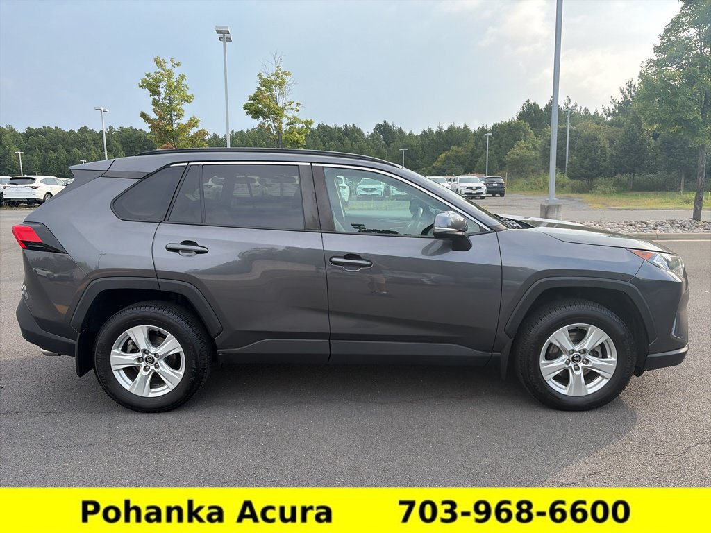 Used 2021 Toyota RAV4 XLE AWD/4WD image 8