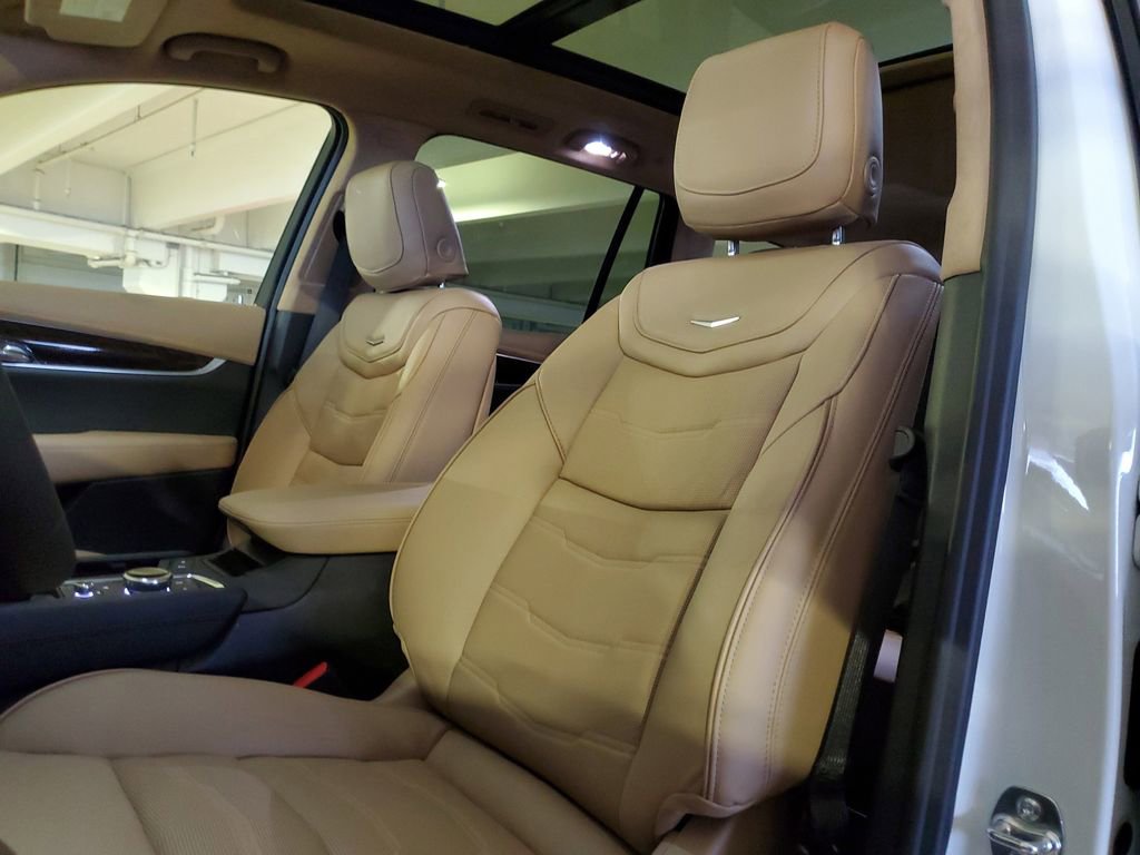 New 2025 Cadillac XT6 Premium Luxury w/ Platinum Package FWD image 19