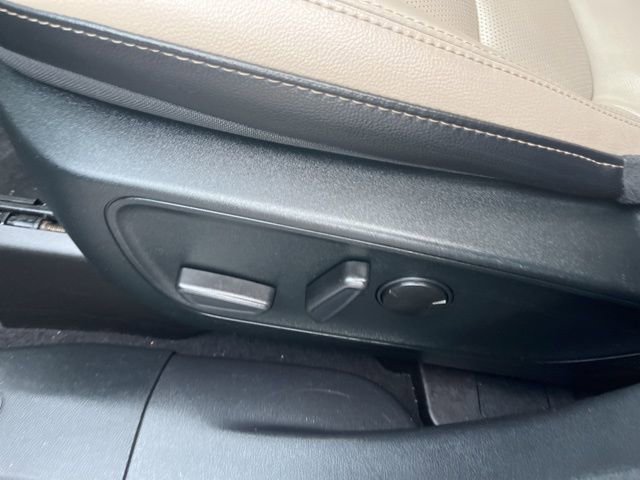 Used 2022 Ford Escape SEL image 23