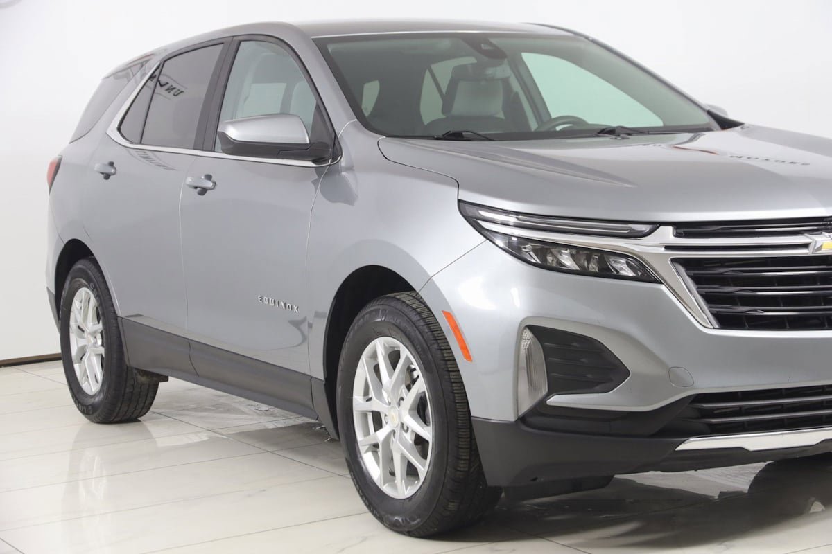 Used 2023 Chevrolet Equinox LT image 34